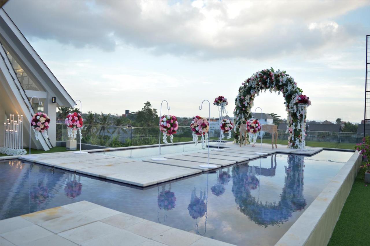Tirtha Khayangan Hotel Canggu  Luaran gambar