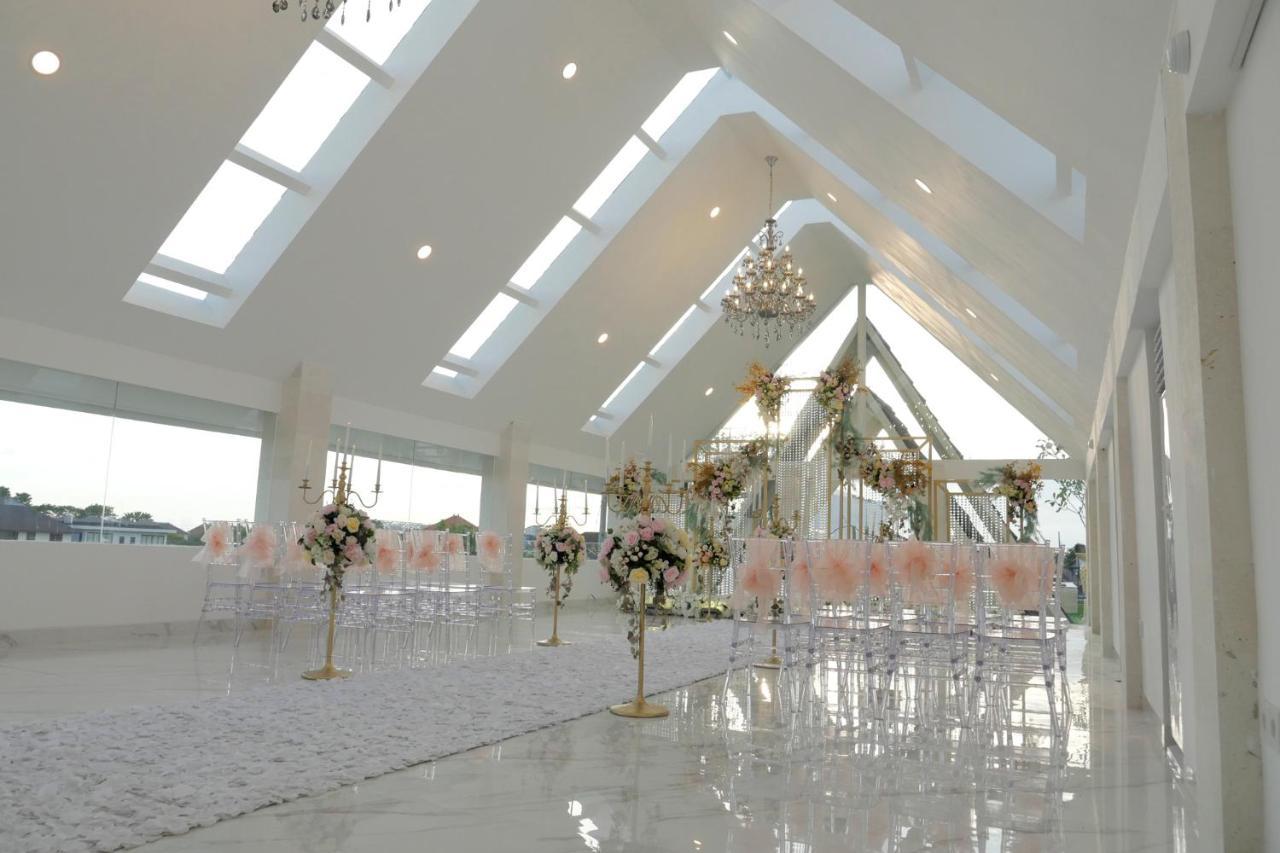 Tirtha Khayangan Hotel Canggu  Luaran gambar