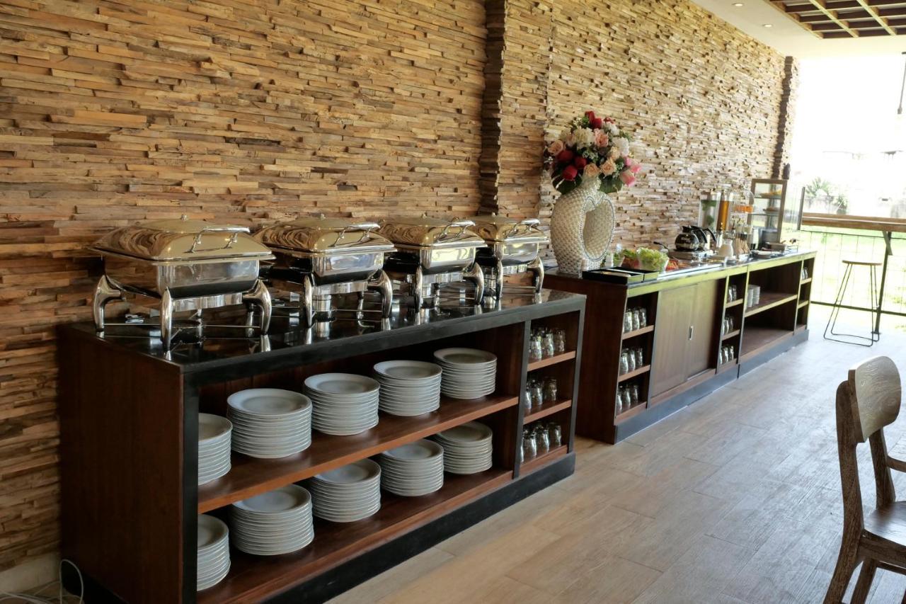 Tirtha Khayangan Hotel Canggu  Luaran gambar